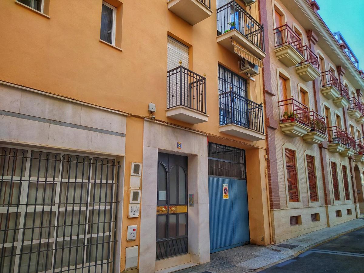 Ferienwohnung Apartamento Con Parking Gratis En Centro, Merced Huelva Exterior foto